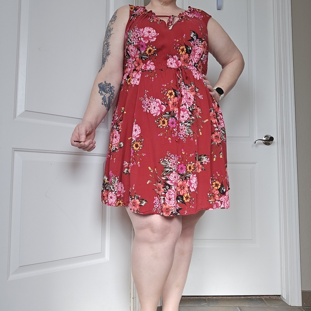 Red Floral Rayon Challis Sundress - Torrid Size 2 - Dropwaist Minidress